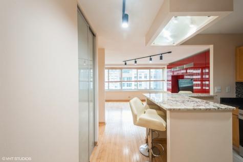 211 East Ohio Street Chicago IL 60611