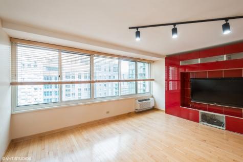 211 East Ohio Street Chicago IL 60611