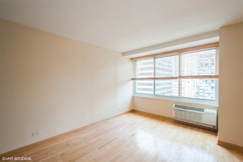 211 East Ohio Street Chicago IL 60611