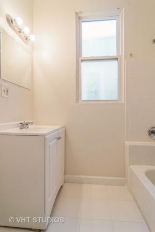 3406 West Walnut Street Chicago IL 60624