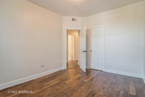 3406 West Walnut Street Chicago IL 60624