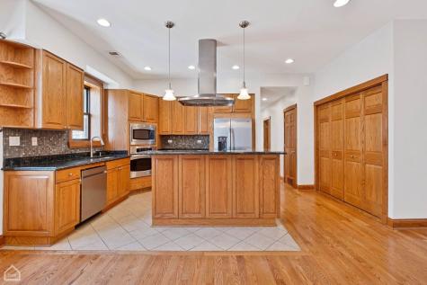 4544 North Western Avenue Chicago IL 60625