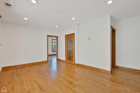4544 North Western Avenue Chicago IL 60625