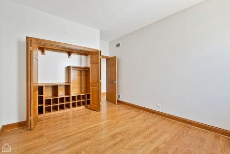 4544 North Western Avenue Chicago IL 60625