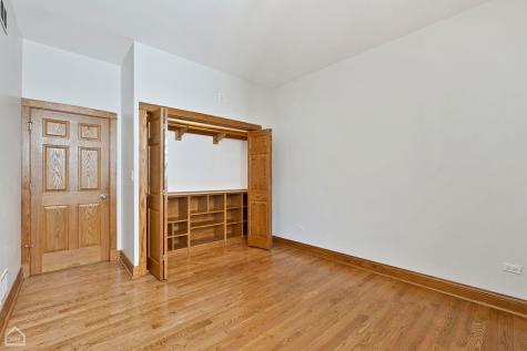 4544 North Western Avenue Chicago IL 60625