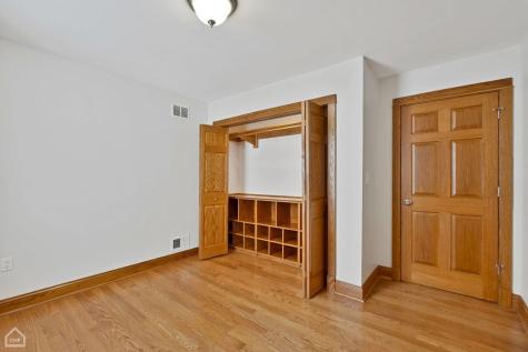 4544 North Western Avenue Chicago IL 60625
