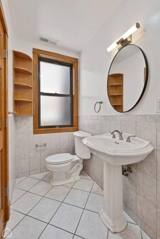 4544 North Western Avenue Chicago IL 60625