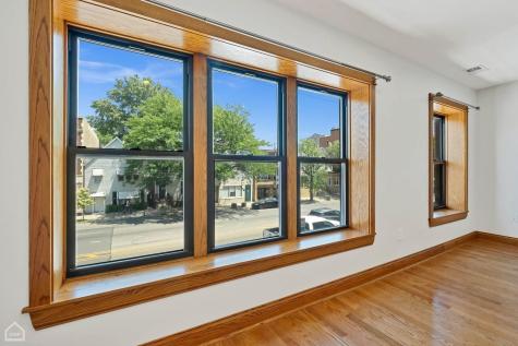 4544 North Western Avenue Chicago IL 60625
