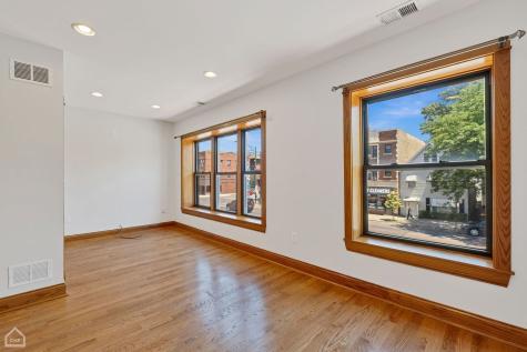 4544 North Western Avenue Chicago IL 60625
