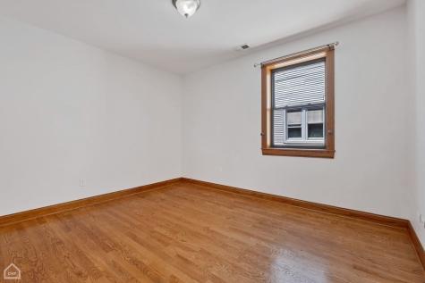4544 North Western Avenue Chicago IL 60625