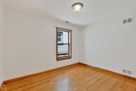 4544 North Western Avenue Chicago IL 60625