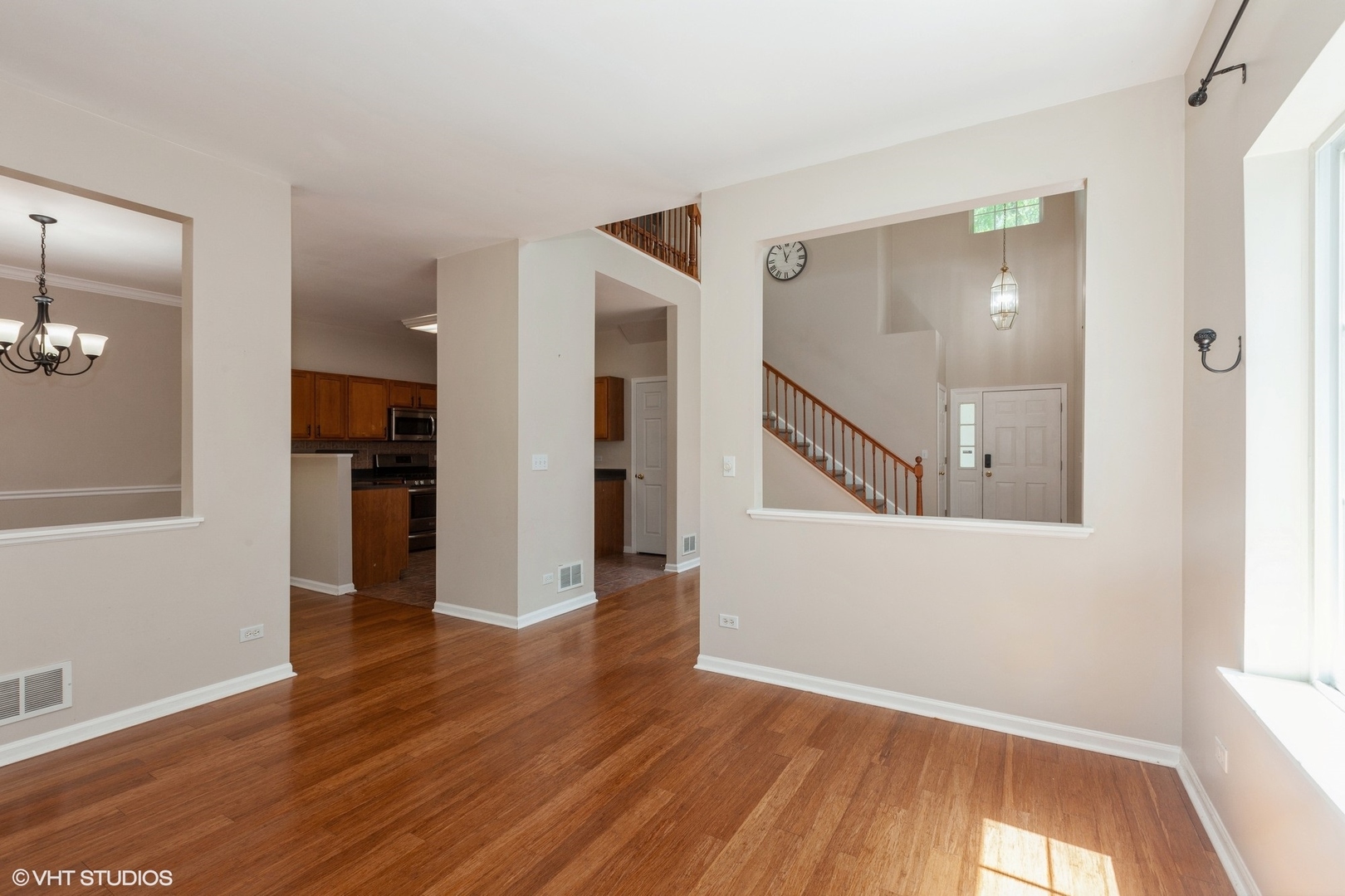 2215 Stoughton Drive Aurora IL 60502