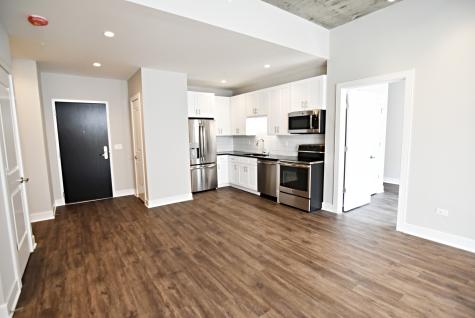 3833 North Broadway Street Chicago IL 60613