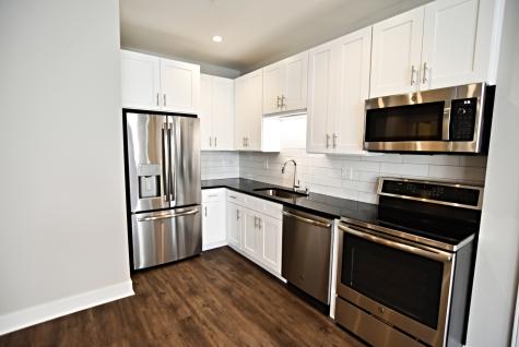 3833 North Broadway Street Chicago IL 60613