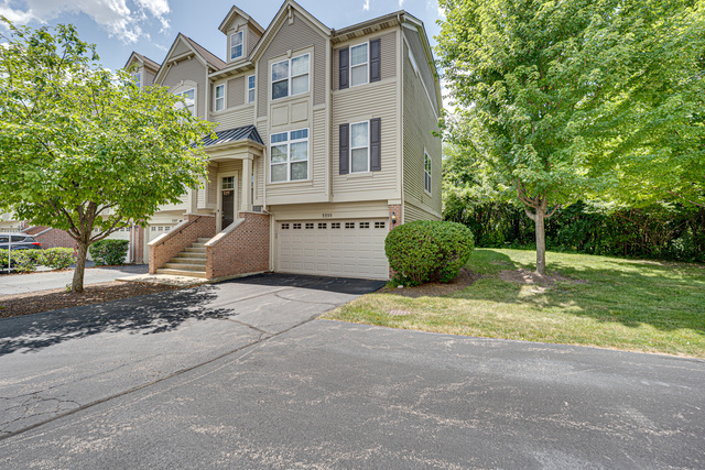 3355 Kentshire Circle Aurora IL 60504