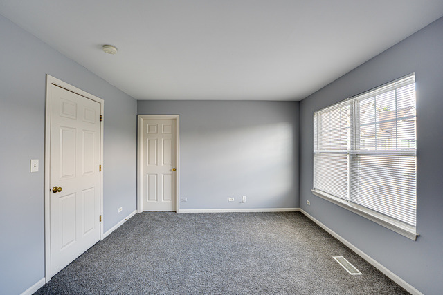 3355 Kentshire Circle Aurora IL 60504
