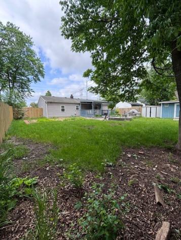 611 Nelson Avenue Romeoville IL 60446