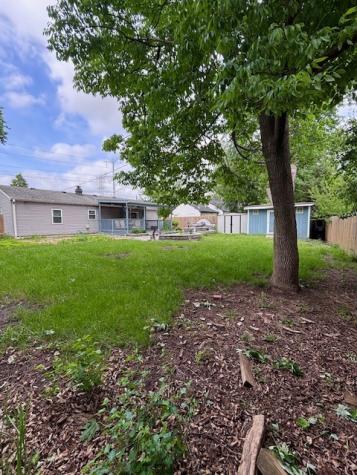 611 Nelson Avenue Romeoville IL 60446