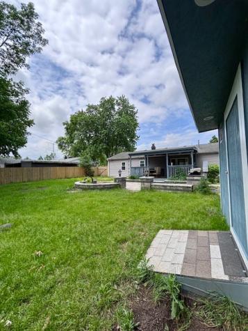 611 Nelson Avenue Romeoville IL 60446