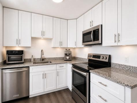 5701 North Sheridan Road Chicago IL 60660