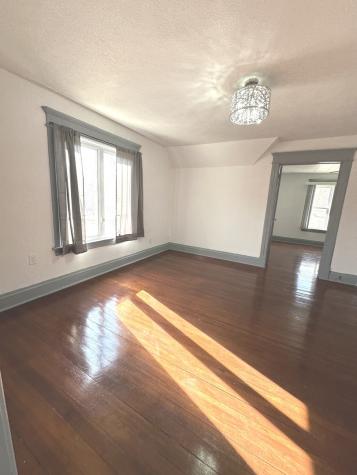 408 South Gardiner Avenue Rockford IL 61104