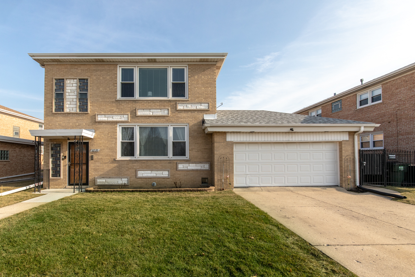 8735 North Wisner Street Niles IL 60714