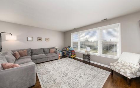 8735 North Wisner Street Niles IL 60714