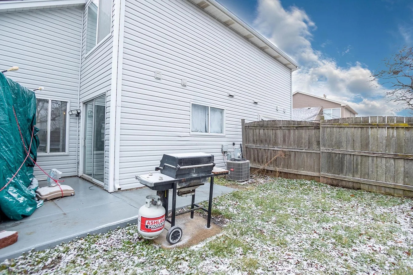 2120 Brittany Court Glendale Heights IL 60139