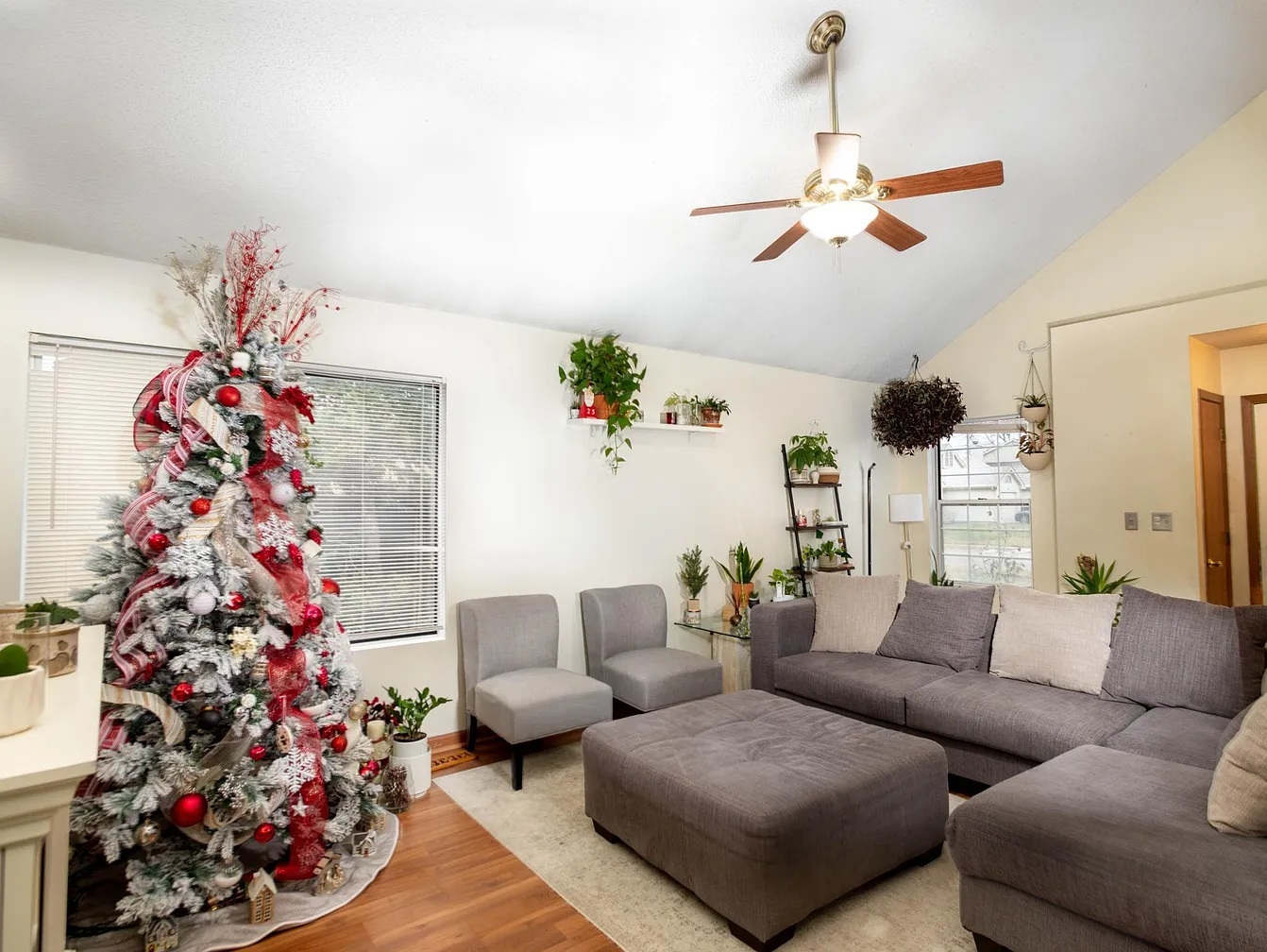 2120 Brittany Court Glendale Heights IL 60139