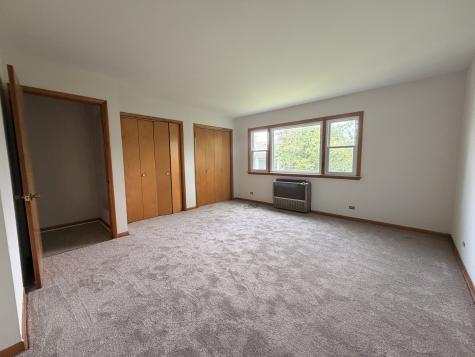 1941 Herbert Avenue Berkeley IL 60163