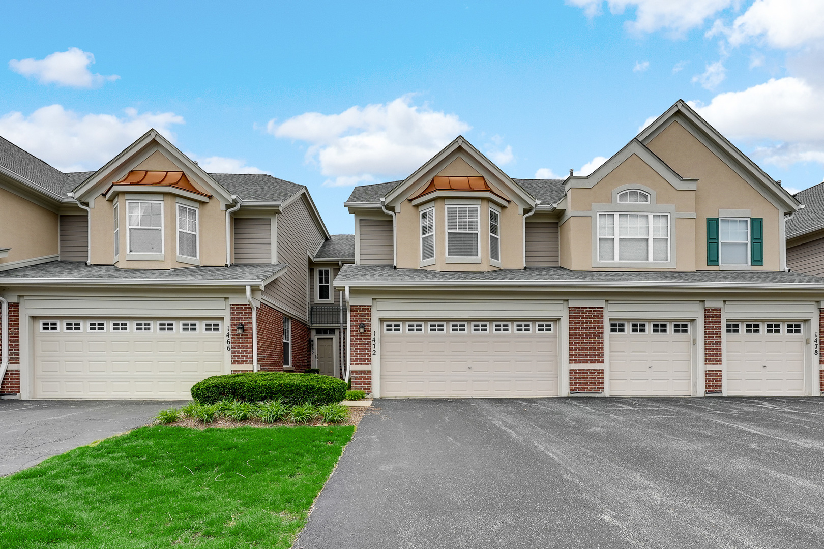 1472 Pinehurst Circle Vernon Hills IL 60061
