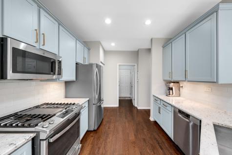 1472 Pinehurst Circle Vernon Hills IL 60061