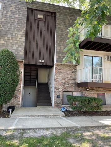 1751 Felten Road Aurora IL 60505