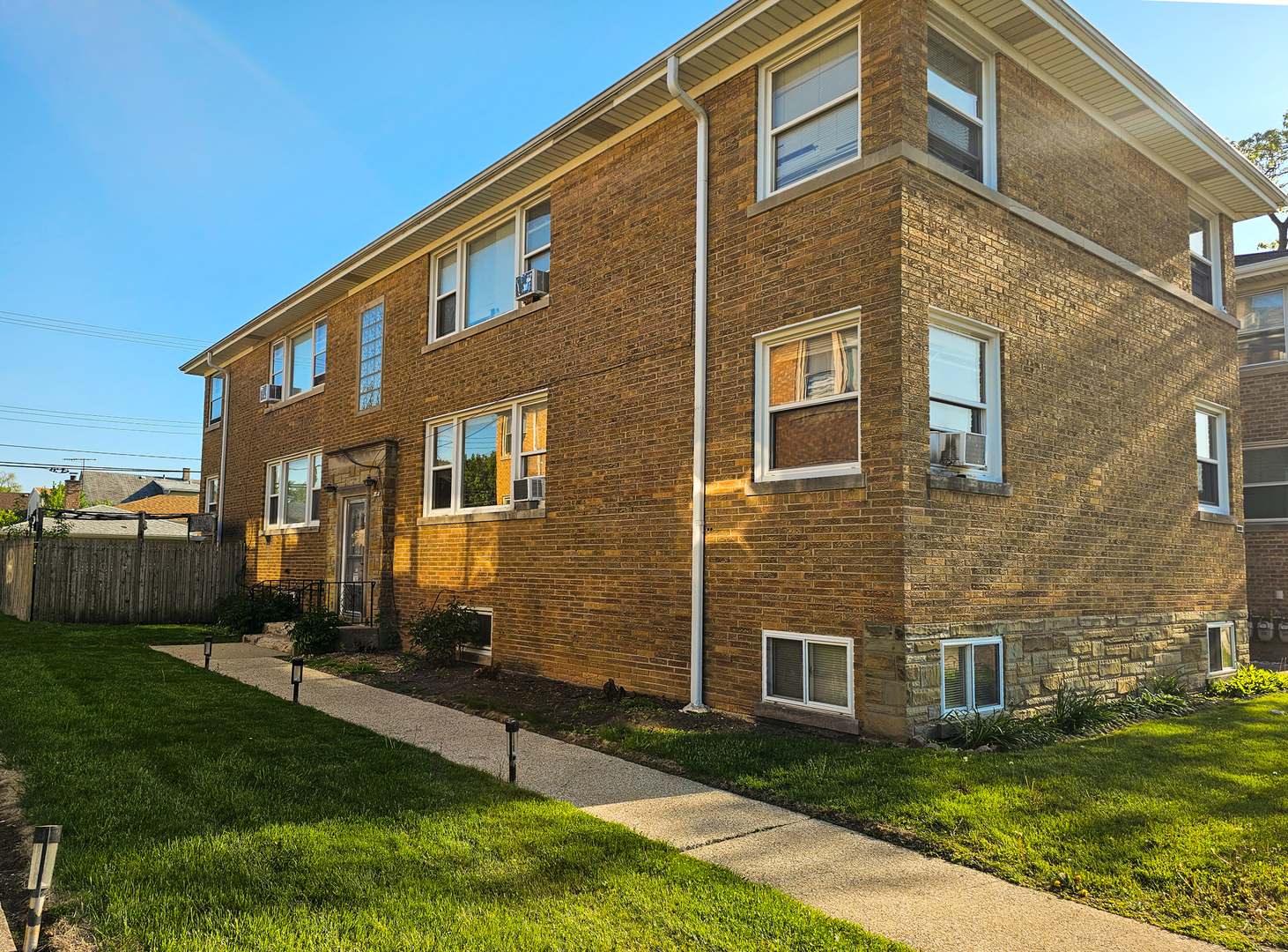 6653 West Belmont Avenue Chicago IL 60634
