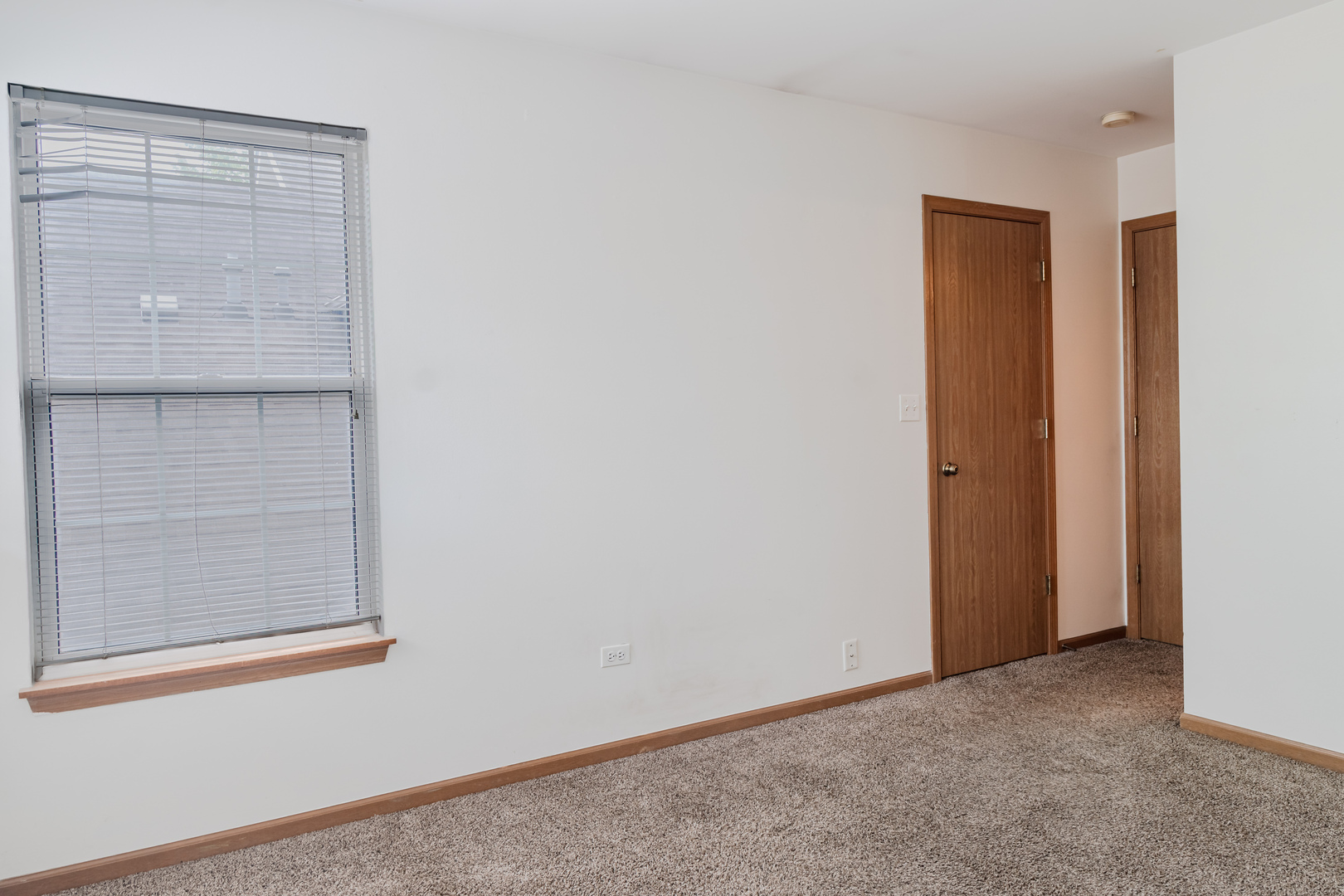 1882 Grove Avenue Schaumburg IL 60193