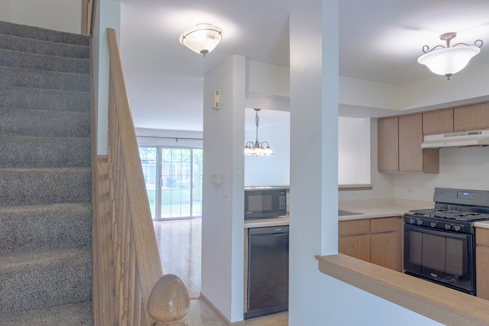 1882 Grove Avenue Schaumburg IL 60193