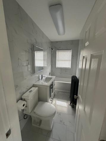 6 South Monterey Avenue Villa Park IL 60181