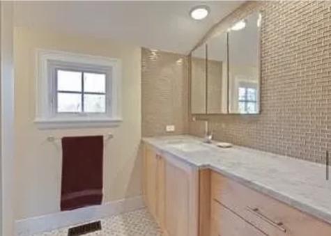 916 Driscoll Court Highland Park IL 60035