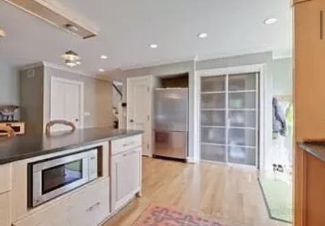 916 Driscoll Court Highland Park IL 60035