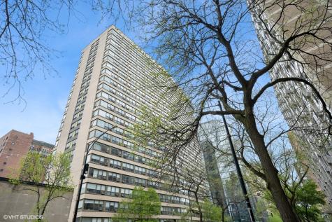 2930 North Sheridan Road Chicago IL 60657