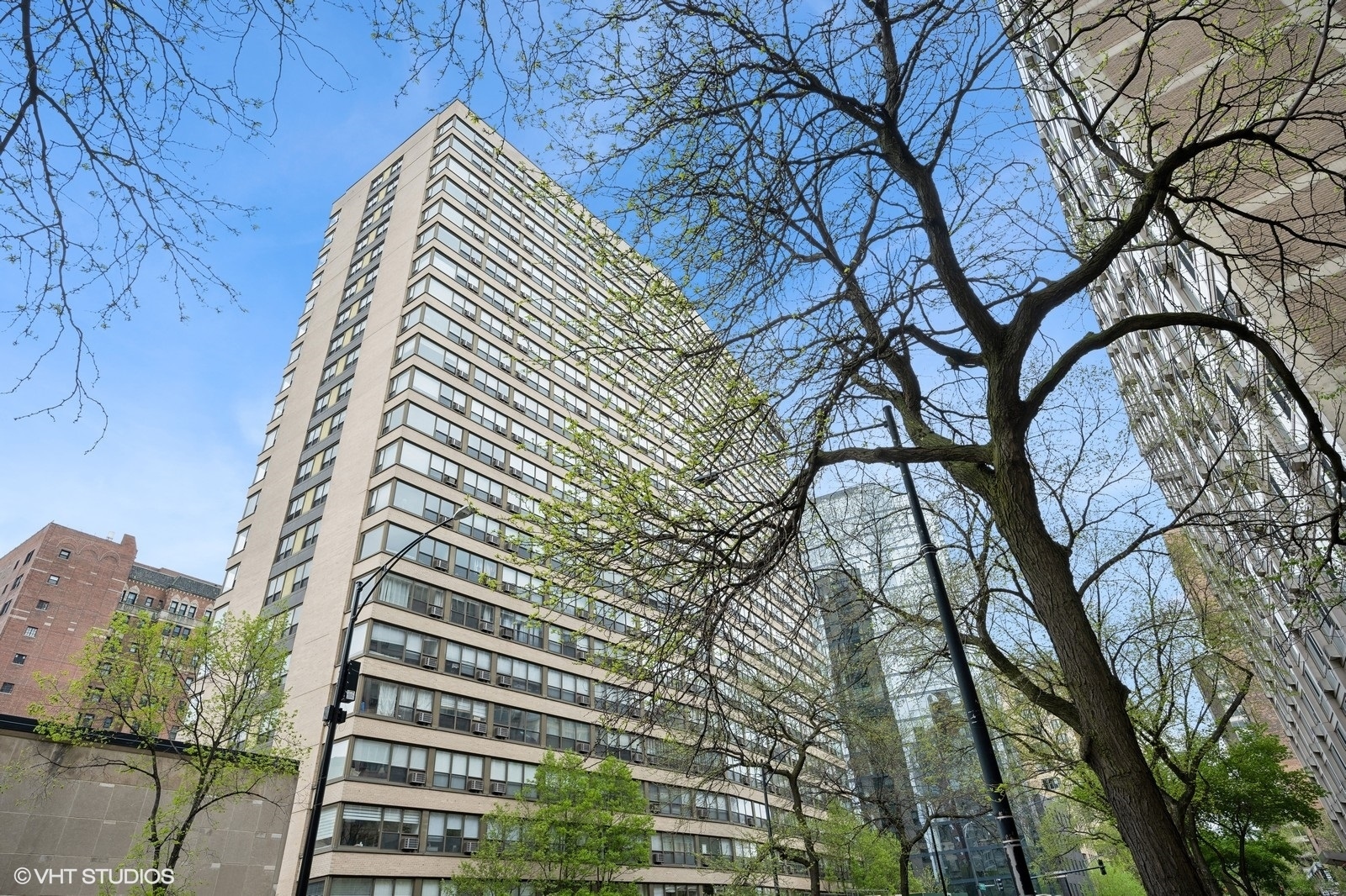 2930 North Sheridan Road Chicago IL 60657