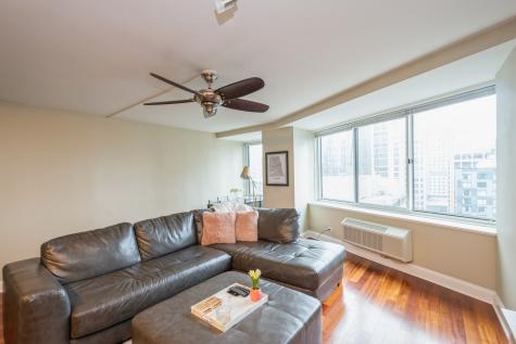 211 East Ohio Street Chicago IL 60611
