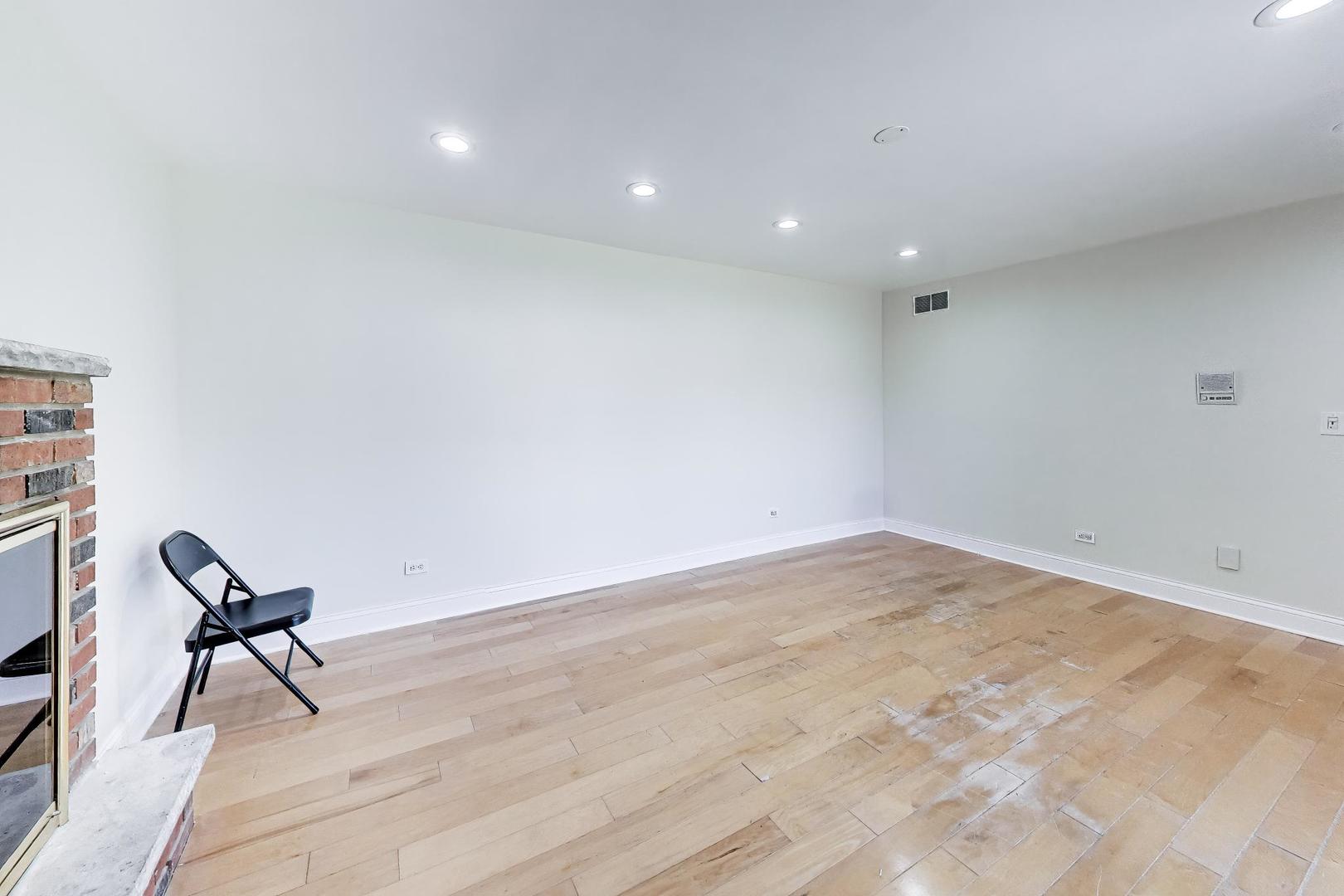 1526 Carrol Court Darien IL 60561