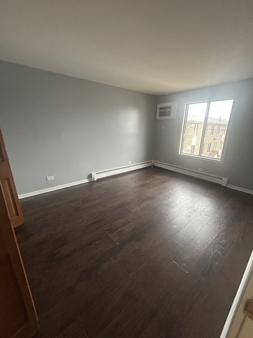 169 Gregory Street Aurora IL 60504