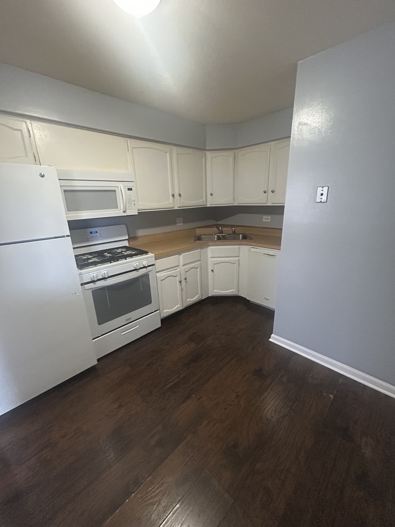 169 Gregory Street Aurora IL 60504