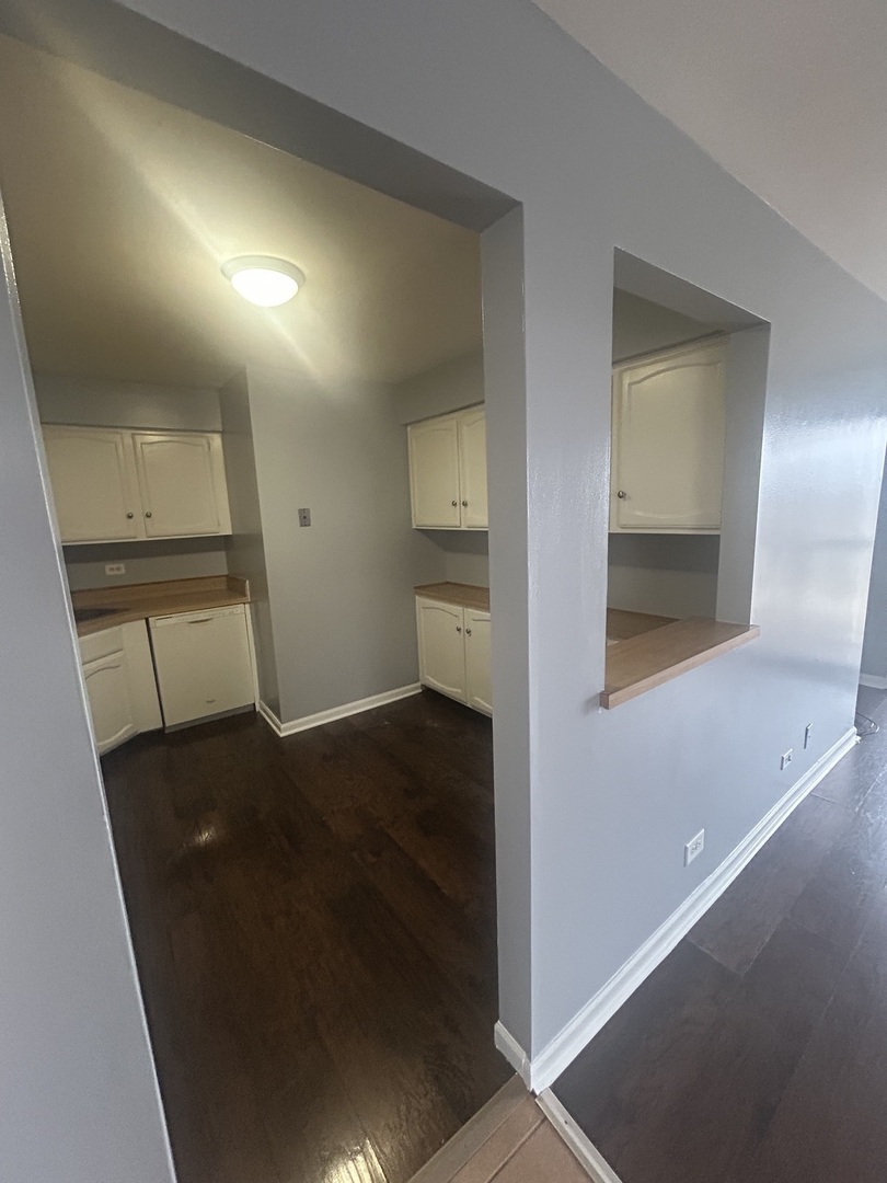 169 Gregory Street Aurora IL 60504