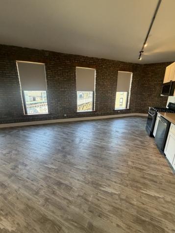 1572 North Milwaukee Avenue Chicago IL 60622