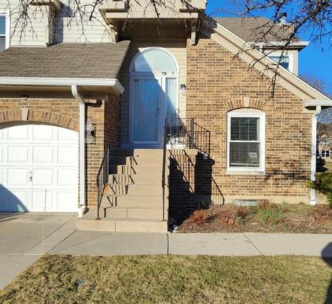 225 Willow Parkway Buffalo Grove IL 60089