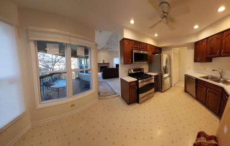 225 Willow Parkway Buffalo Grove IL 60089