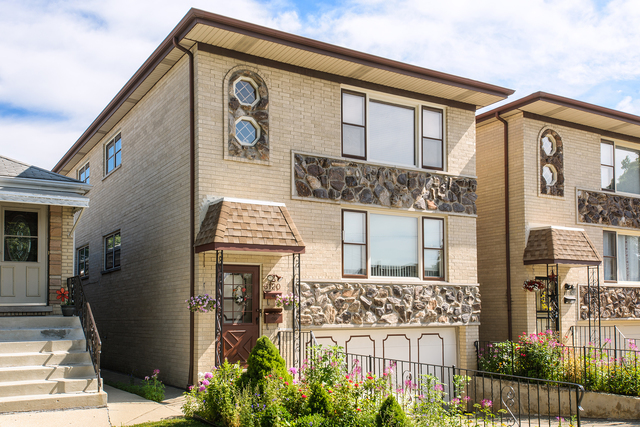 6120 West Eastwood Avenue Chicago IL 60630